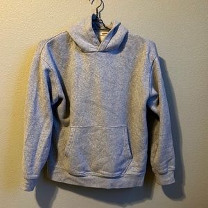 Levi’s size M, grey super soft hoodie, only worn once!